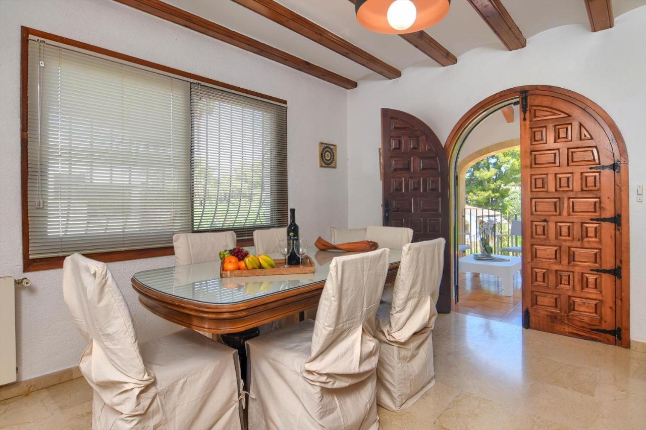 Villa Margarita - A Tranquil Oasis With Large Private Pool خافييا المظهر الخارجي الصورة