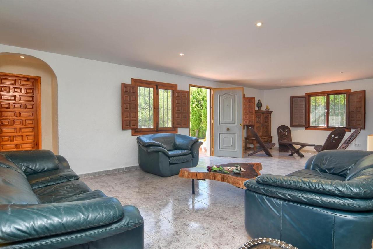 Villa Margarita - A Tranquil Oasis With Large Private Pool خافييا المظهر الخارجي الصورة